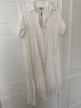 Chelsea & Violet Ivory Button-Front Maxi Shirt Dress